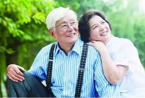 多大年齡都可以做種植牙嗎-成都義齒廠(chǎng)家