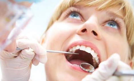 種植牙周?chē)M織病變了怎么辦-四川種植牙廠(chǎng)家