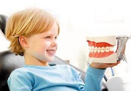 窩溝封閉注意事項-成都種植牙廠家