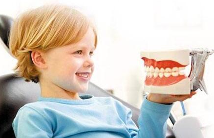 窩溝封閉注意事項(xiàng)-成都種植牙廠家