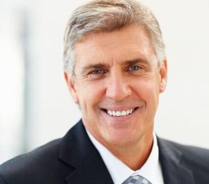 門牙掉了一顆能種嗎-成都種植牙廠家