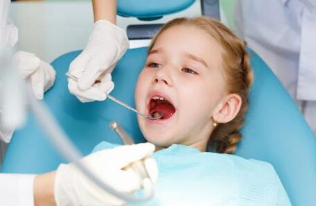 兒童怎么預防蛀牙-成都義齒廠家